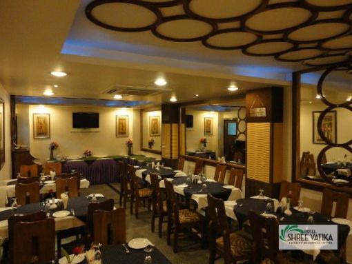 Hotel Shree Vatika Bhopal Exterior photo